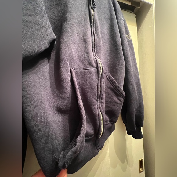 Free City Sweatshirt in Navy Blue. - Picture 4 of 5